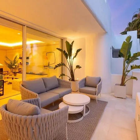 Drago 32 - Stunning Duplex In Puente Apartment